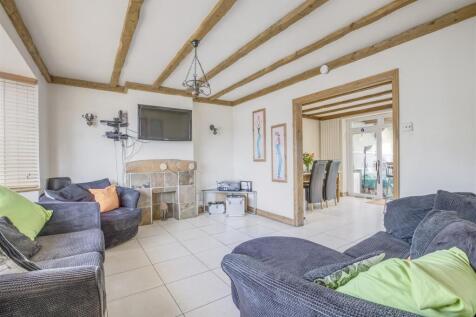 Sitting Room (2)