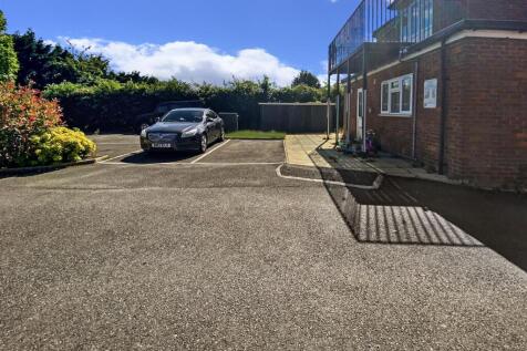 Parking.jpg