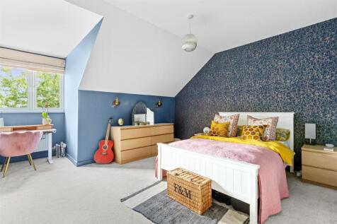 14 Rollings House, Wrights Meadow Road, HP11 1NQ-1