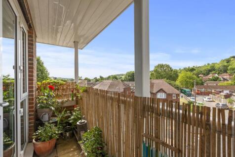 14 Rollings House, Wrights Meadow Road, HP11 1NQ-9