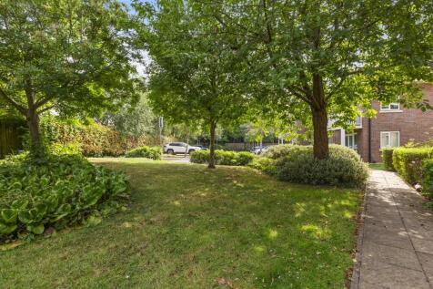 14 Rollings House, Wrights Meadow Road, HP11 1NQ-1