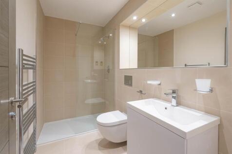 Family Shower Room