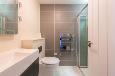 Family Shower Room
