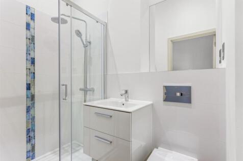 Ensuite Shower Room