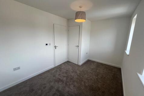 Front Bedroom 