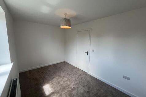 Back Bedroom 