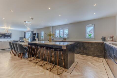 Kitchen- Leys Field 4.jpg