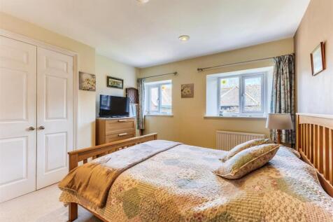 Swallow Barn- Bed 3.jpeg