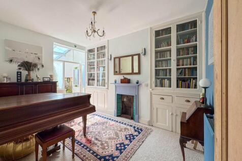 Property Image 7