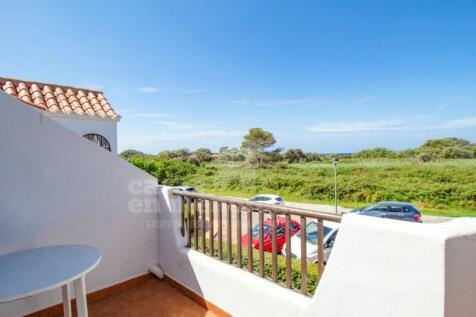 Terrace with sea views in Son Bou