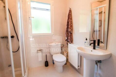 Bathroom Chalet in Trebaluger