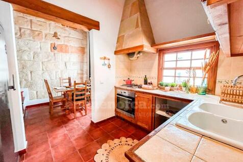 Duplex house with terrace in Ciutadella