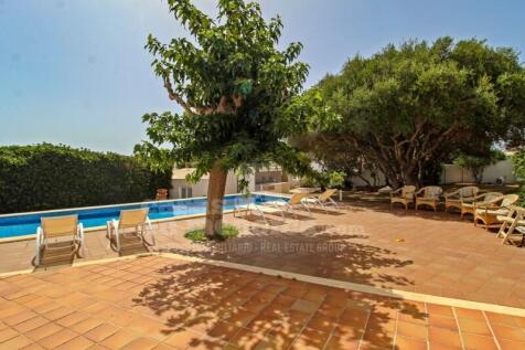Villa with tourist license in Son Vilar