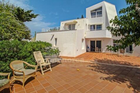 Villa with tourist license in Son Vilar