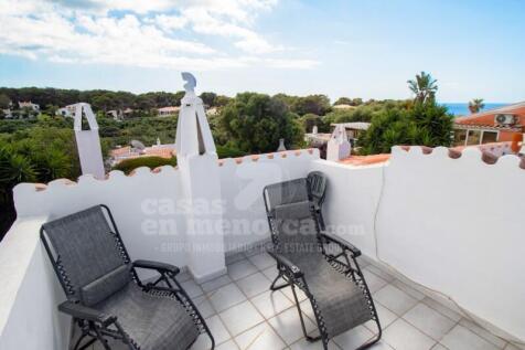 Villa in Binibeca with tourist license