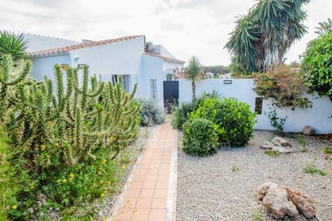 Villa in Binibeca with tourist license