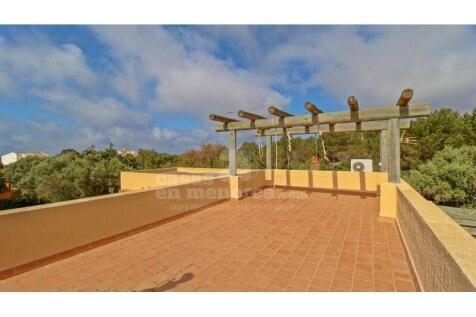 Licensed villa in Binisafua
