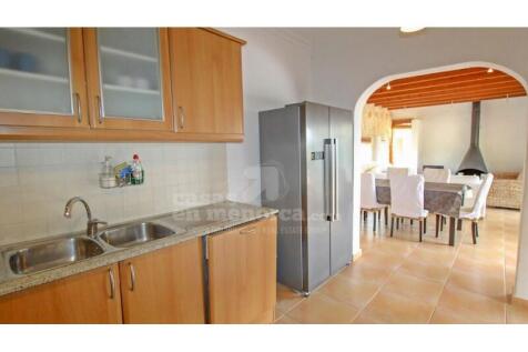 Licensed villa in Binisafua