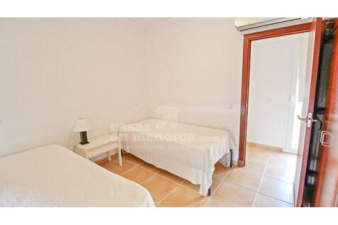 Licensed villa in Binisafua