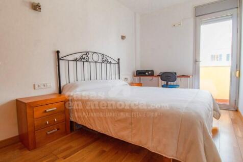 Apartment with pool in Mahon