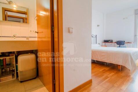 Apartment with pool in Mahon