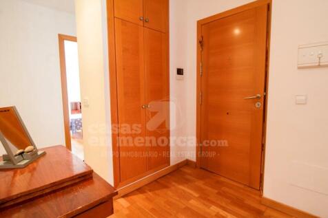 Apartment with pool in Mahon