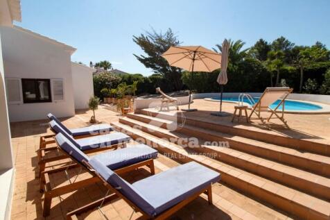 Licensed villa in Canutells - Menorca