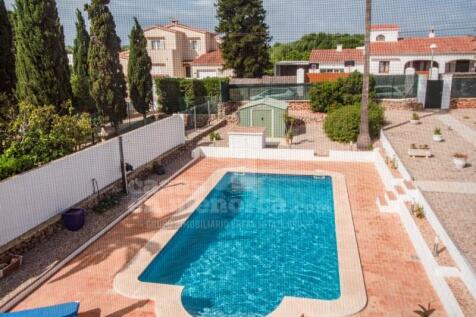 Villa with pool in Binixica