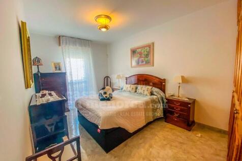 Apartment with patio and garage in Ciutadella - Bedroom