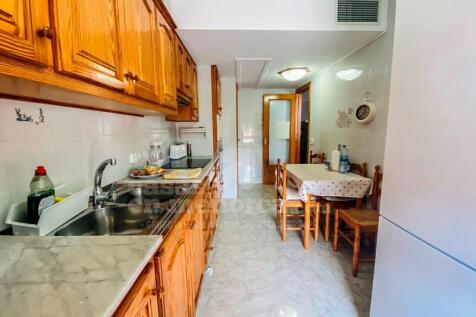 Apartment with patio and garage in Ciutadella - Kitchen