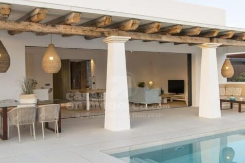 Villa with pool in Arenal d&#39;en Castell