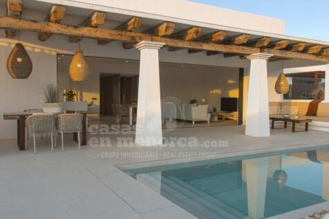 Luxury villa in Arenal d&#39;en Castell