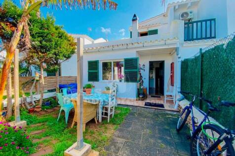 Semi-detached house in Cala&#39;n Blanes