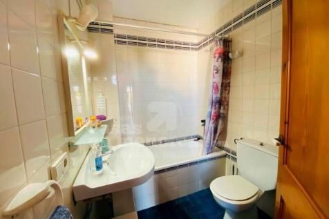 Semi-detached house in Cala&#39;n Blanes