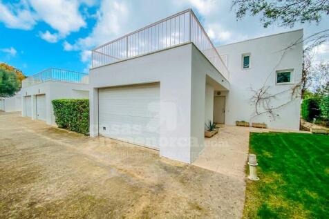 Villa in Coves Noves