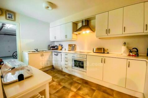 Villa in Coves Noves