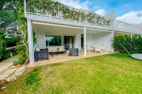 Villa in Coves Noves