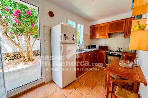 Licensed villa in Son Oleo