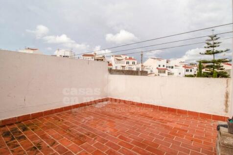 HOUSE WITH PATIO IN MAHÓN