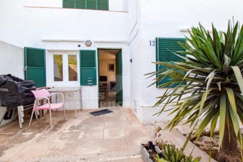 Apartment with private patio in Son Vilar