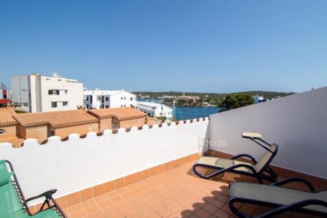 Duplex flat with pool in Es Castell