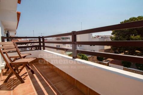 Duplex flat with pool in Es Castell