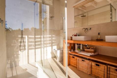 Casa Mahon Bathroom