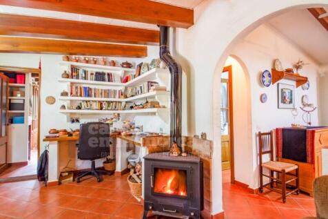 country house with pool in Sa Roca