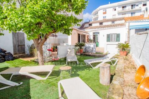 House with garden in Mahon