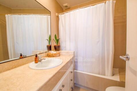 Apartment with views in Coves Noves
