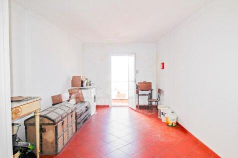 Entire house in Centro Mahon