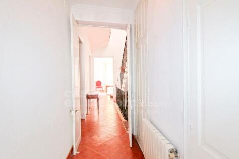 Entire house in Centro Mahon