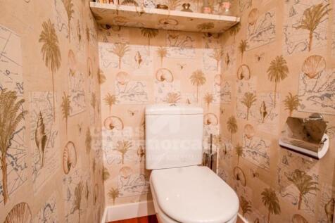 Luxury flat toilet Mahón