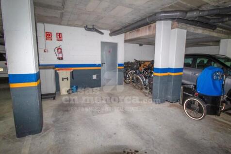 Apartment with 2 parking spaces